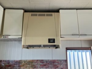 愛知キッチン取付け隊　プロペラファンフード取替　施工前